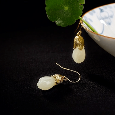 Bông tai cẩm thạch bạch ngọc