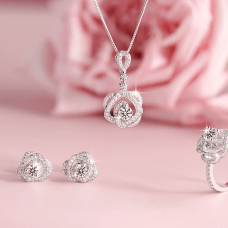 BST kim cương thanh lịch